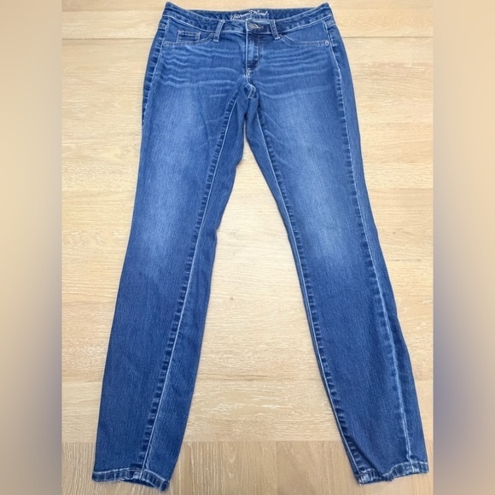 Universal Thread Dark Blue Skinny Jeans
